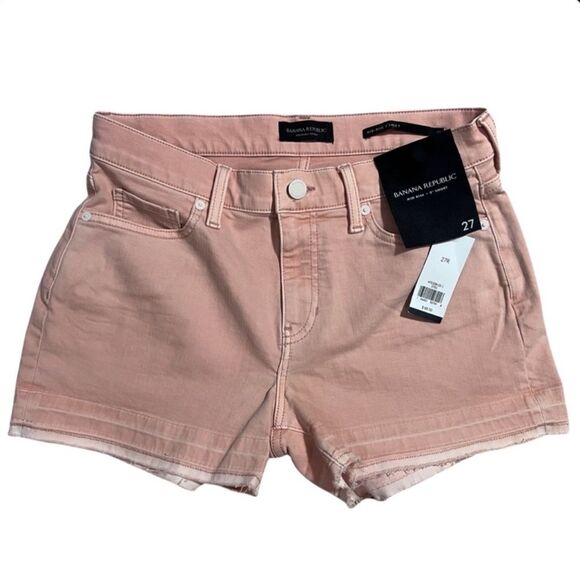 Banana Republic Pants - NWT Banana Republic Mid Rise 3" Premium Denim Jean Shorts